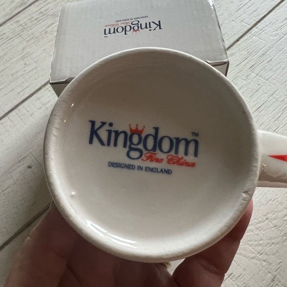 New Best of British Bone China Mug - Picture 2 of 6